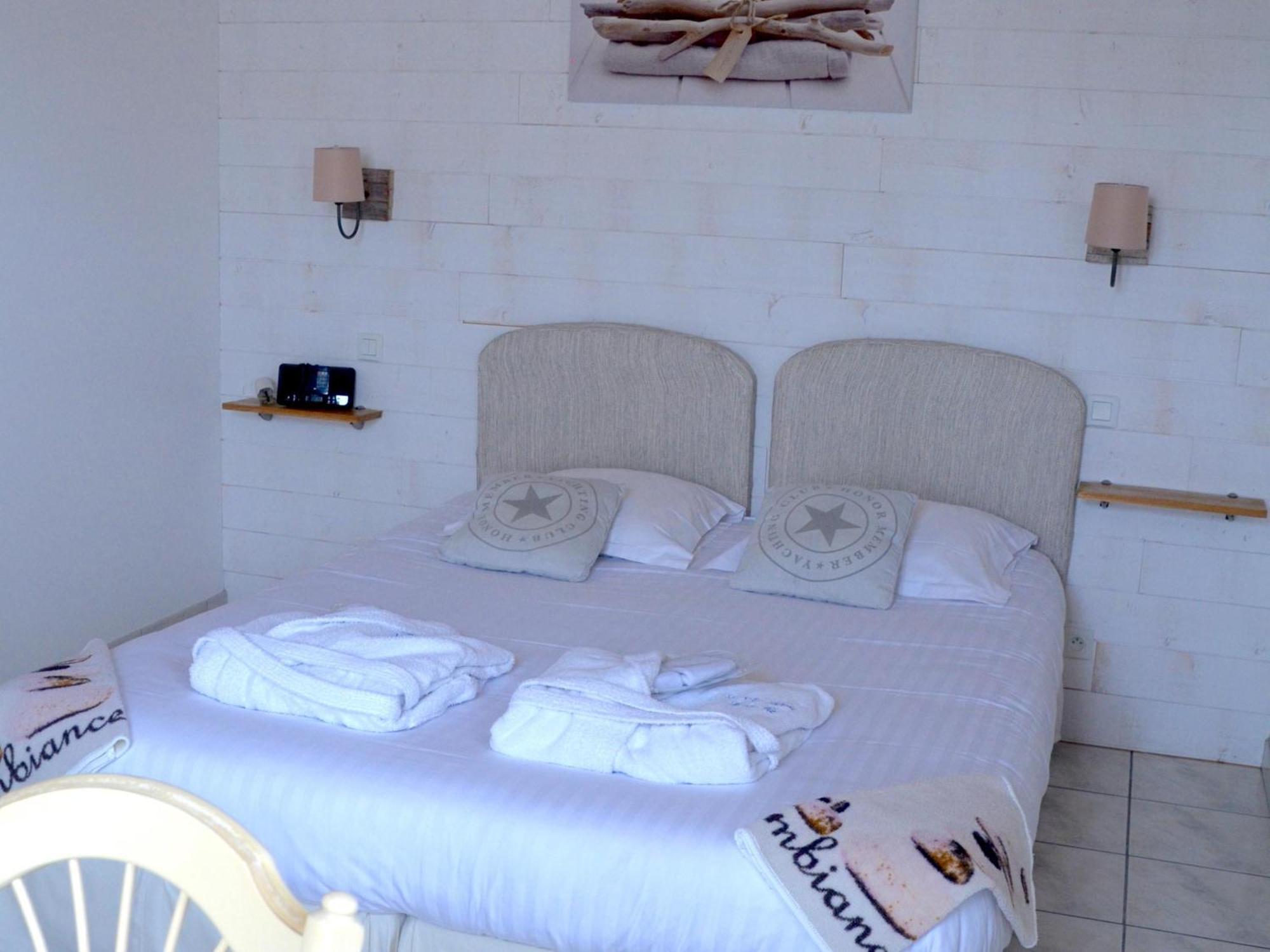 Locations De Vacances Le Clos Rhea Saint-Martin-de-Ré 객실 사진